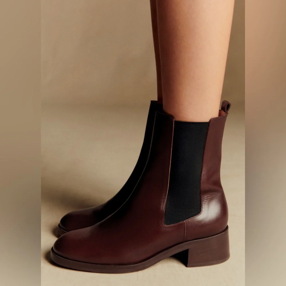 Sézane AGNÈS Ankle Low Boots in Smooth Chocolate